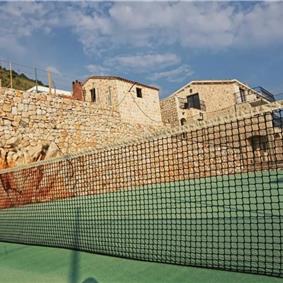 1 Bedroom Apartment with 2 Shared Pools, sleeps 2